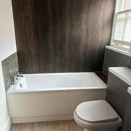 The Douglas Sleeps 6 Near Bae Systems Apartment Barrow-in-Furness