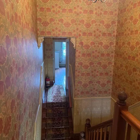 Apartment The Douglas Sleeps 6 Near Bae Systems Barrow-in-Furness